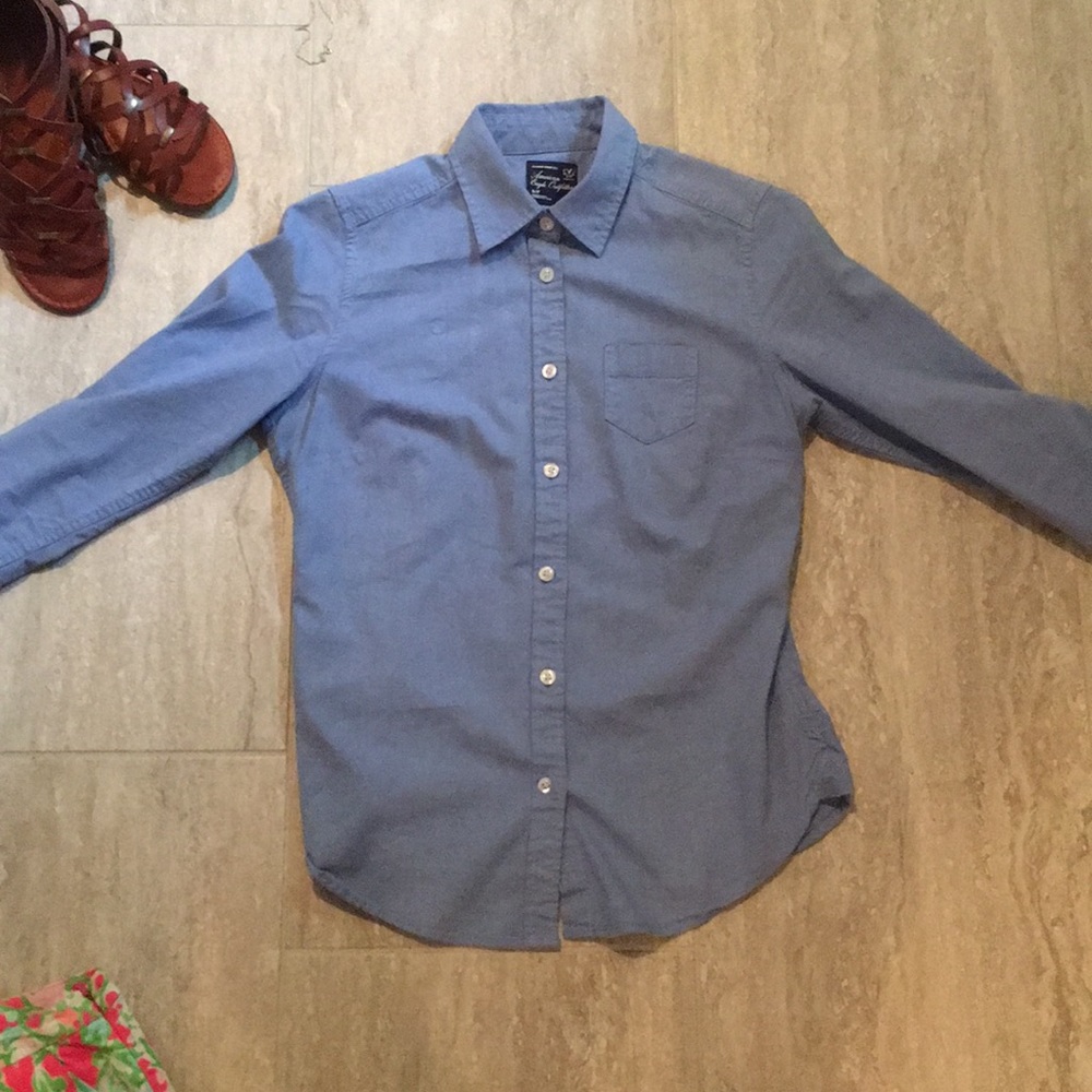 American Eagle Chambray Button Down - image 4